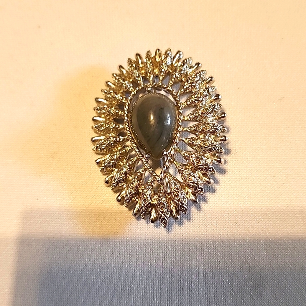 Rare Vintage 1960s signed Granada teardrop gray stone brooch